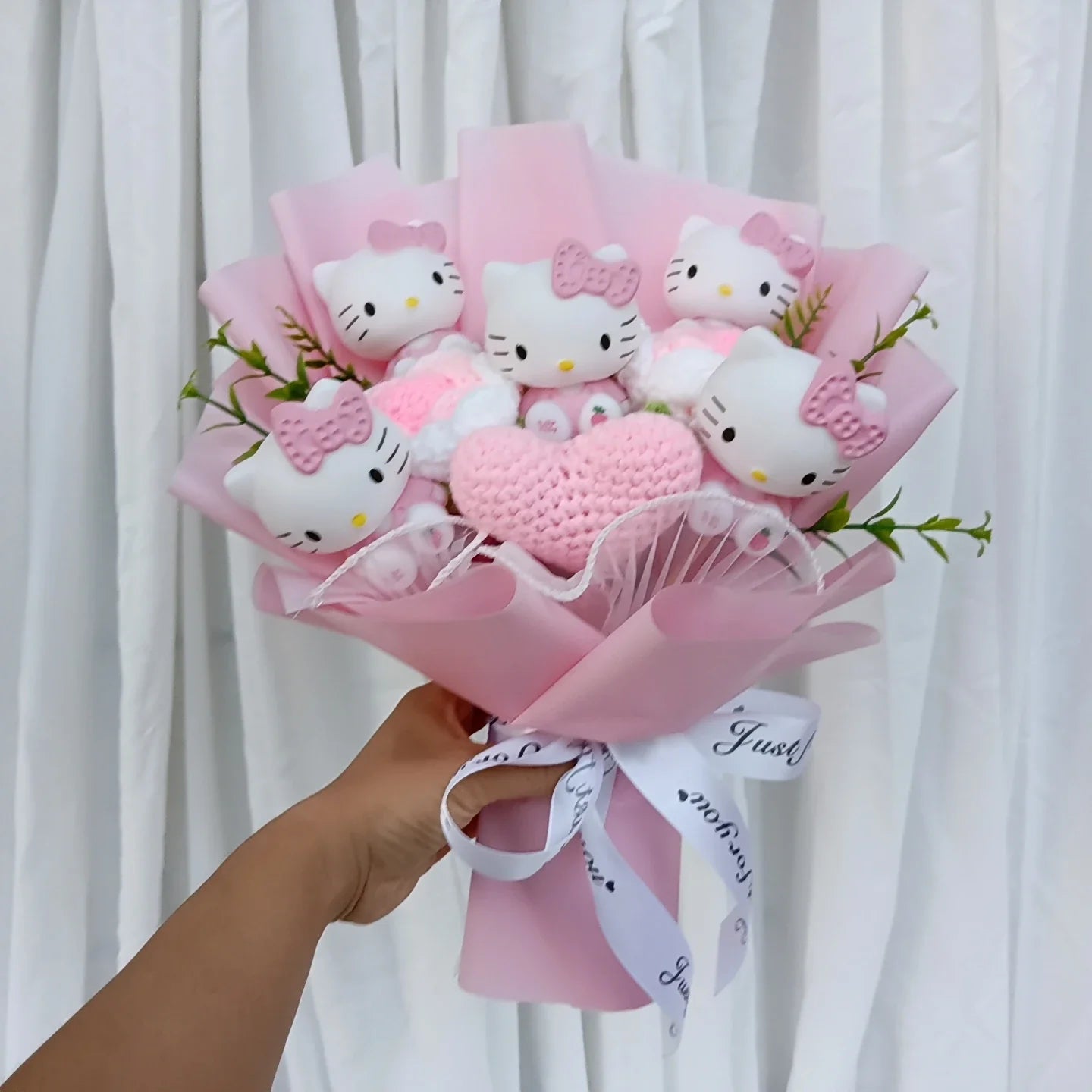 Hello Kitty Rose Bouquet (Kawaii, Anime)